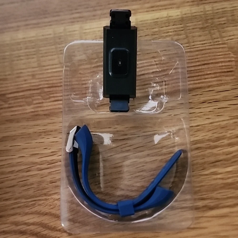 NEW Smart Fitness Tracker Band
